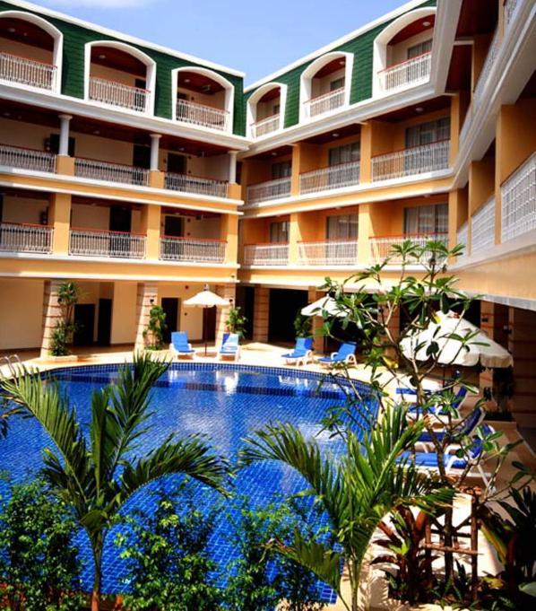 Kalim Resort Patong Exteriör bild